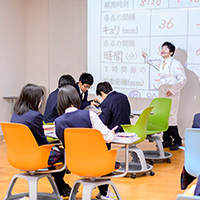駿台甲府中学校