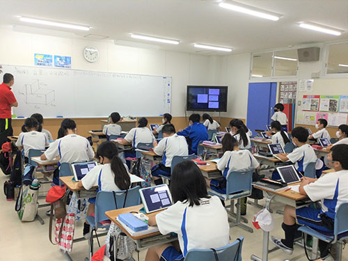 電子黒板・タブレット端末